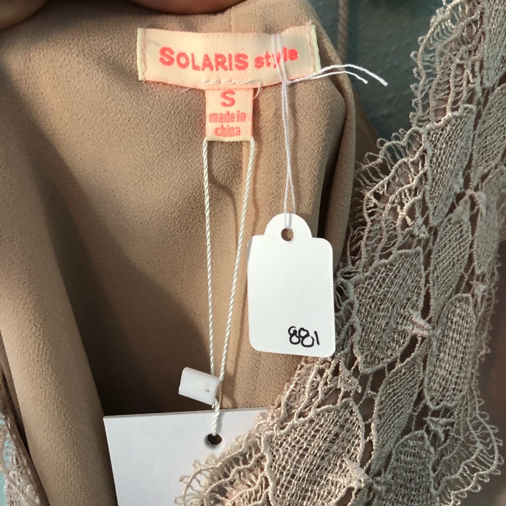 🌸 Boutique | light pink silky halter dress - Picture 3 of 6